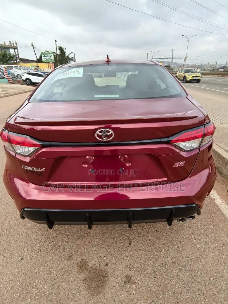 Toyota Corolla 2023 Red