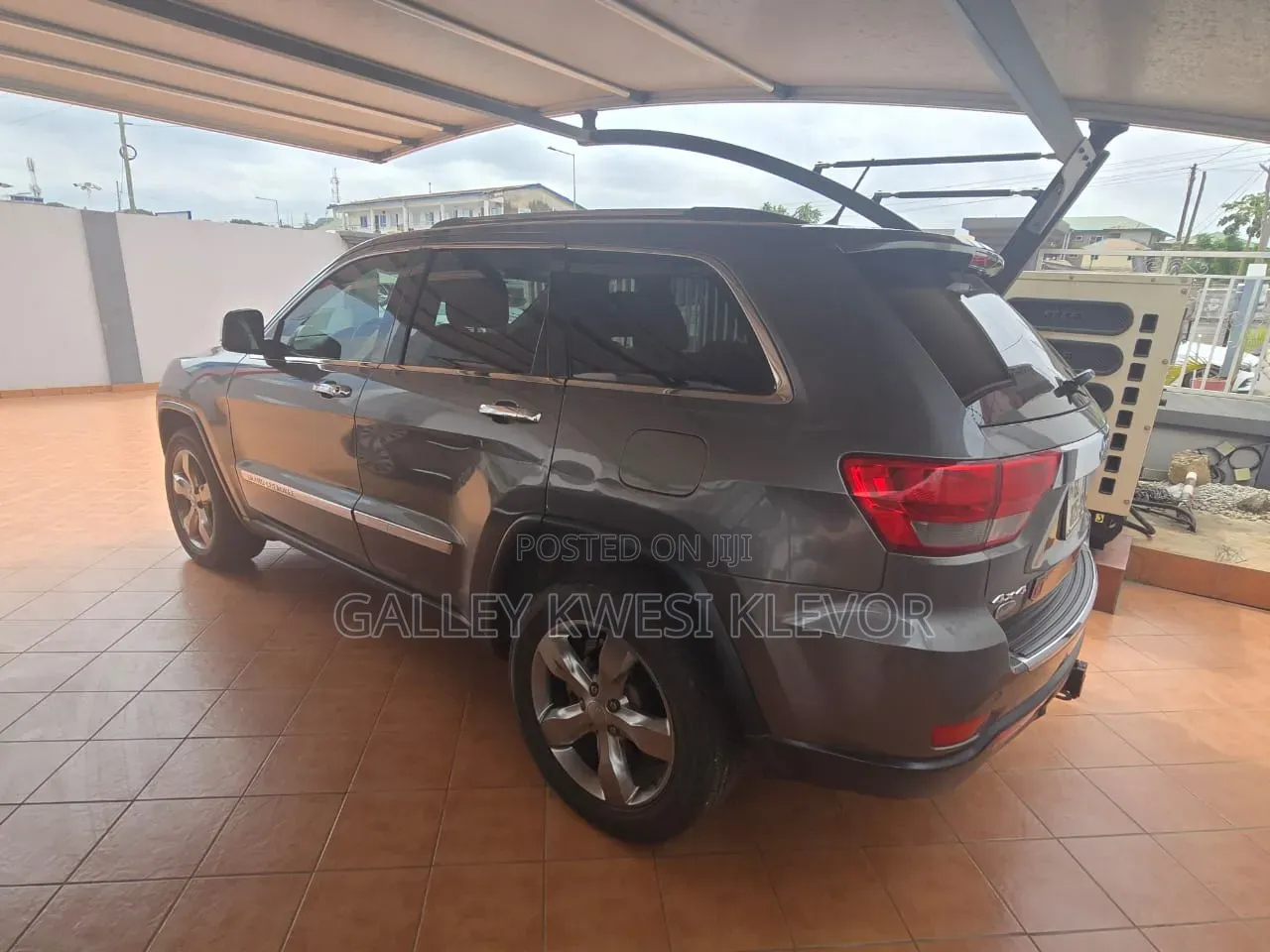 Jeep Cherokee 2012 Gray