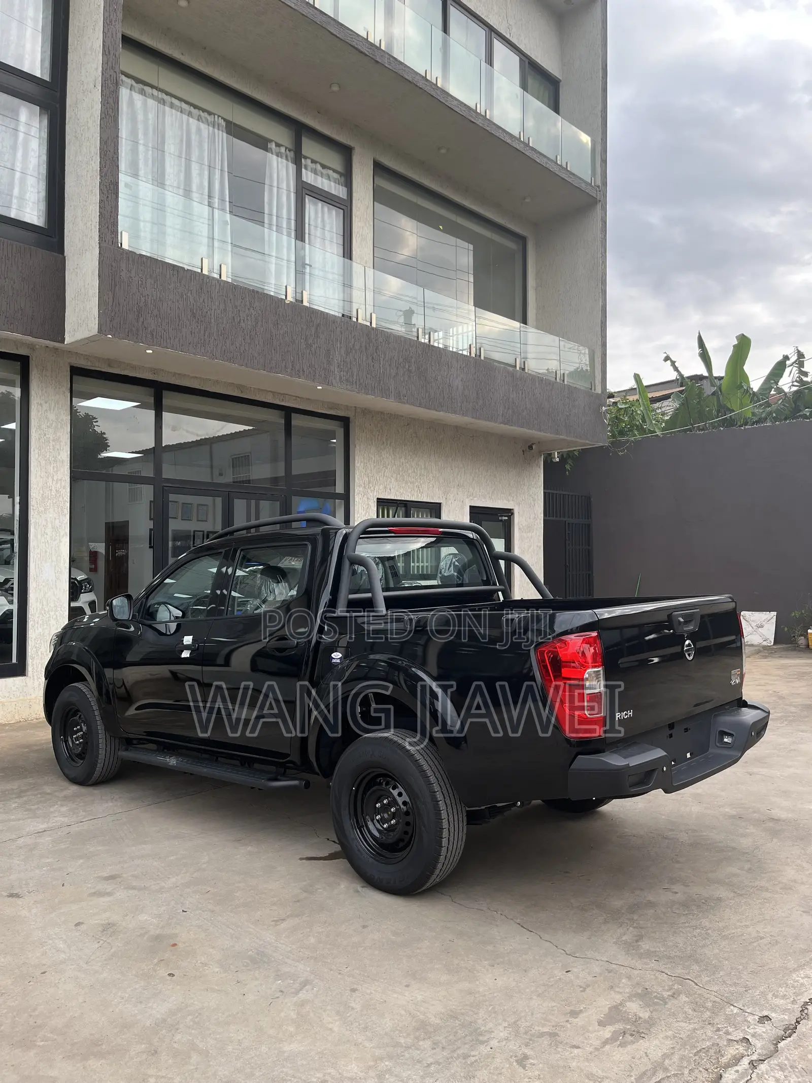 New Nissan Pick-Up 2025 Black