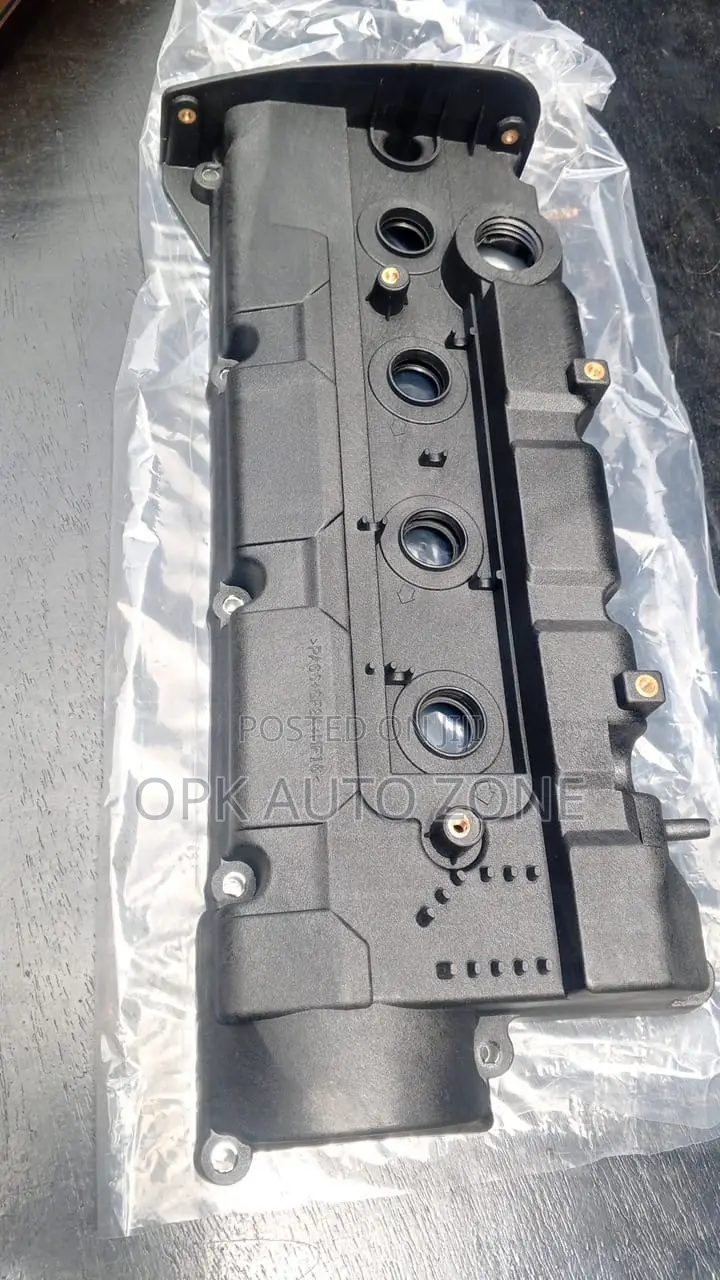 Hyundai Elantra/ Tucson/ Sportage/Spectra 2001-2011 Valve Cover