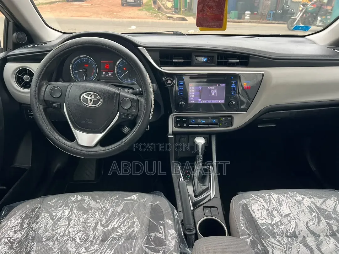 Toyota Corolla 2019 Silver
