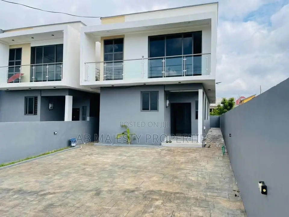 3bdrm House in Ab Majesty, East Legon for sale