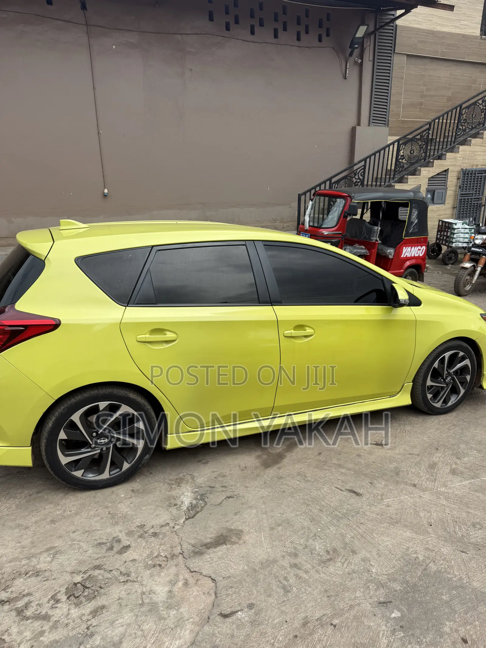 Scion iM Base 2016 Green