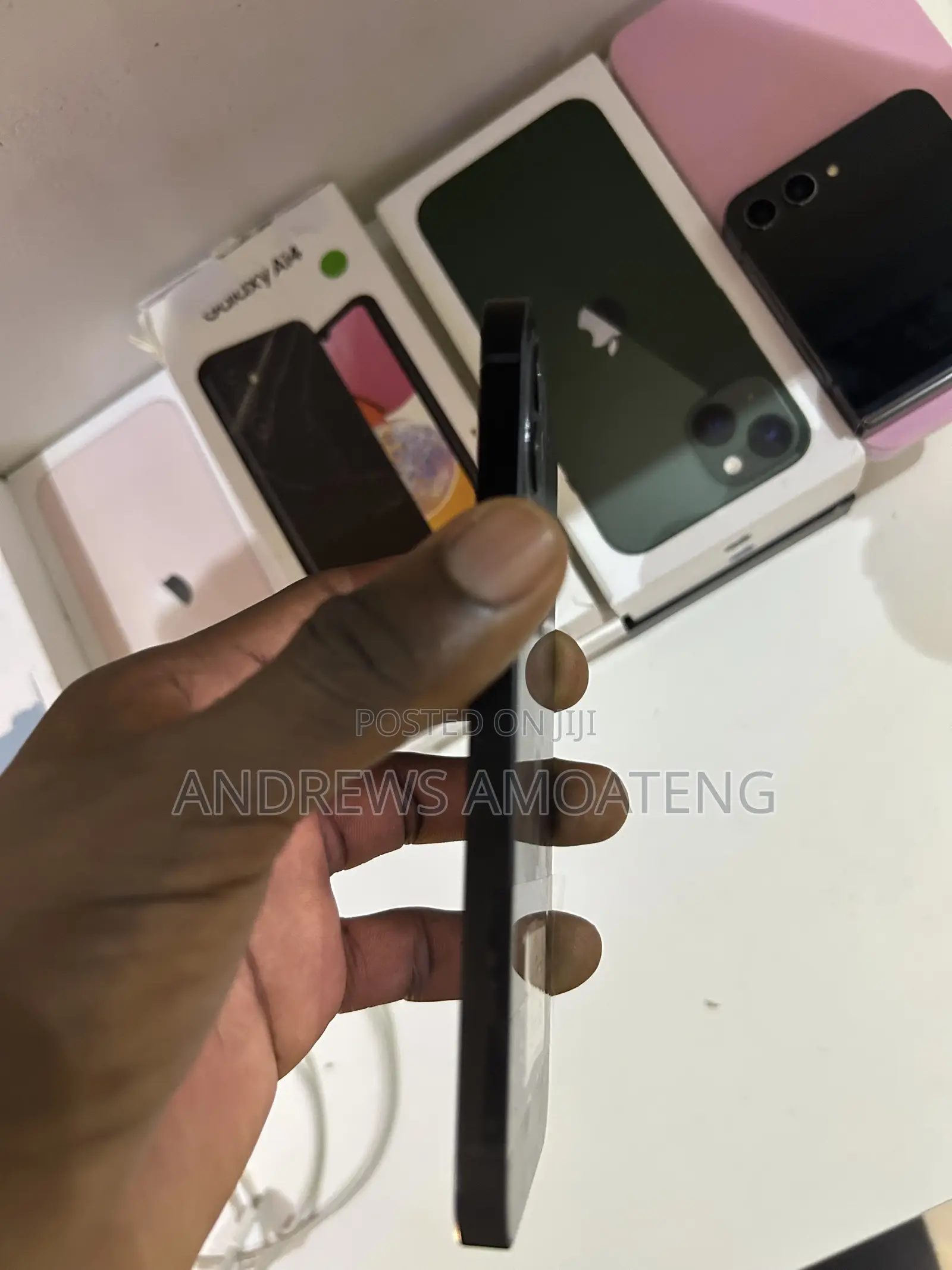 Apple iPhone 12 64 GB Black