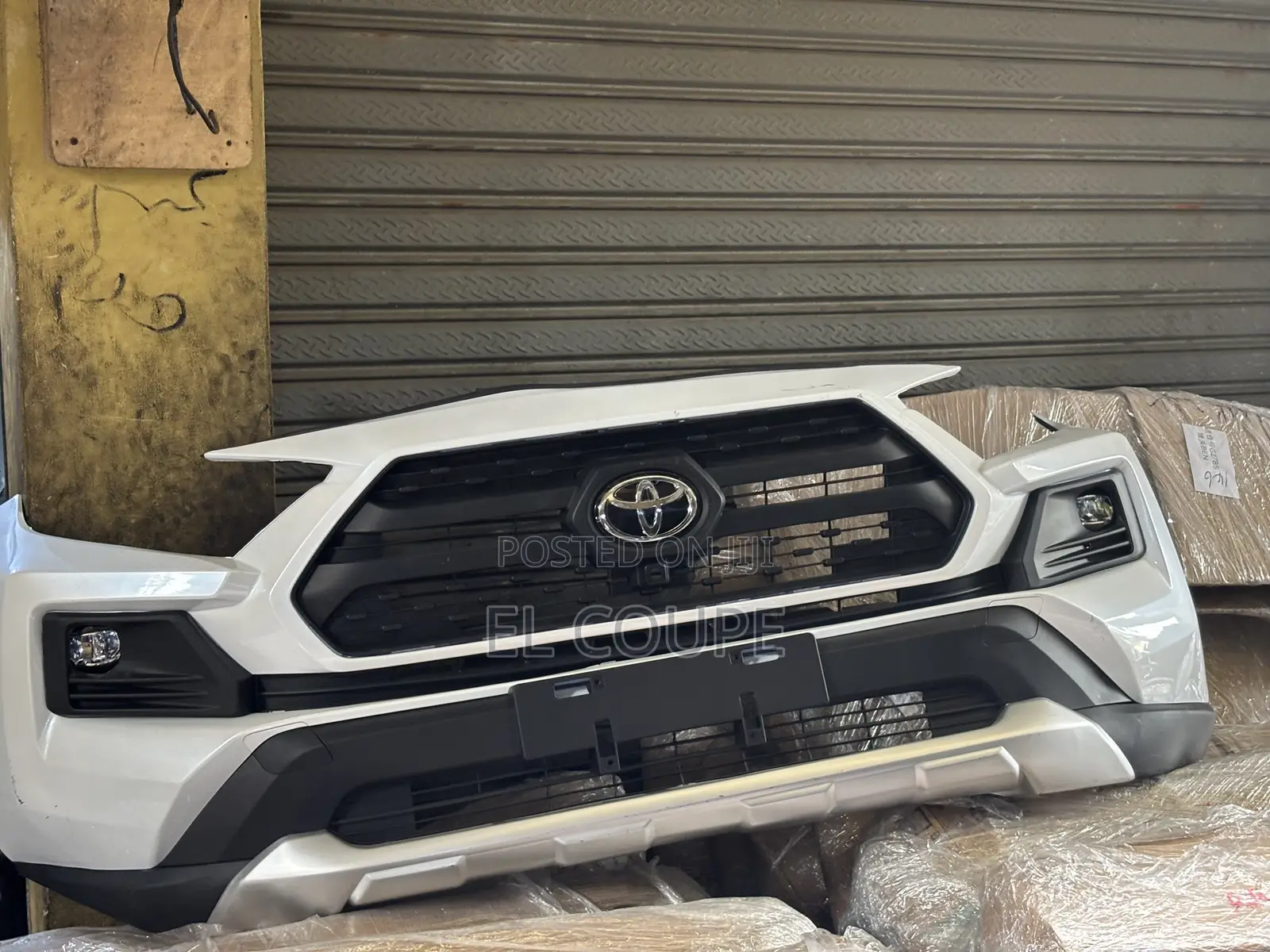 Rav4 Adventure 2019-2020-2021-2022-2023-2024 Front Bumper Complete