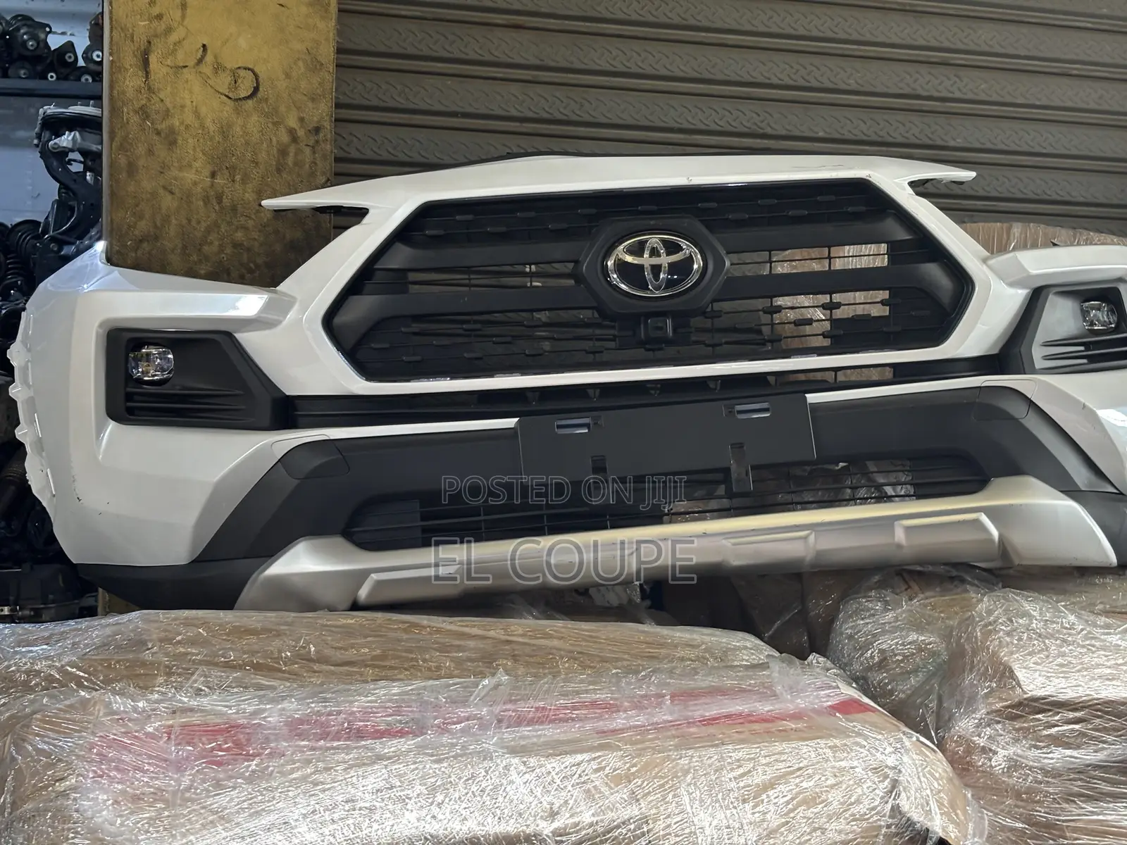Rav4 Adventure 2019-2020-2021-2022-2023-2024 Front Bumper Complete