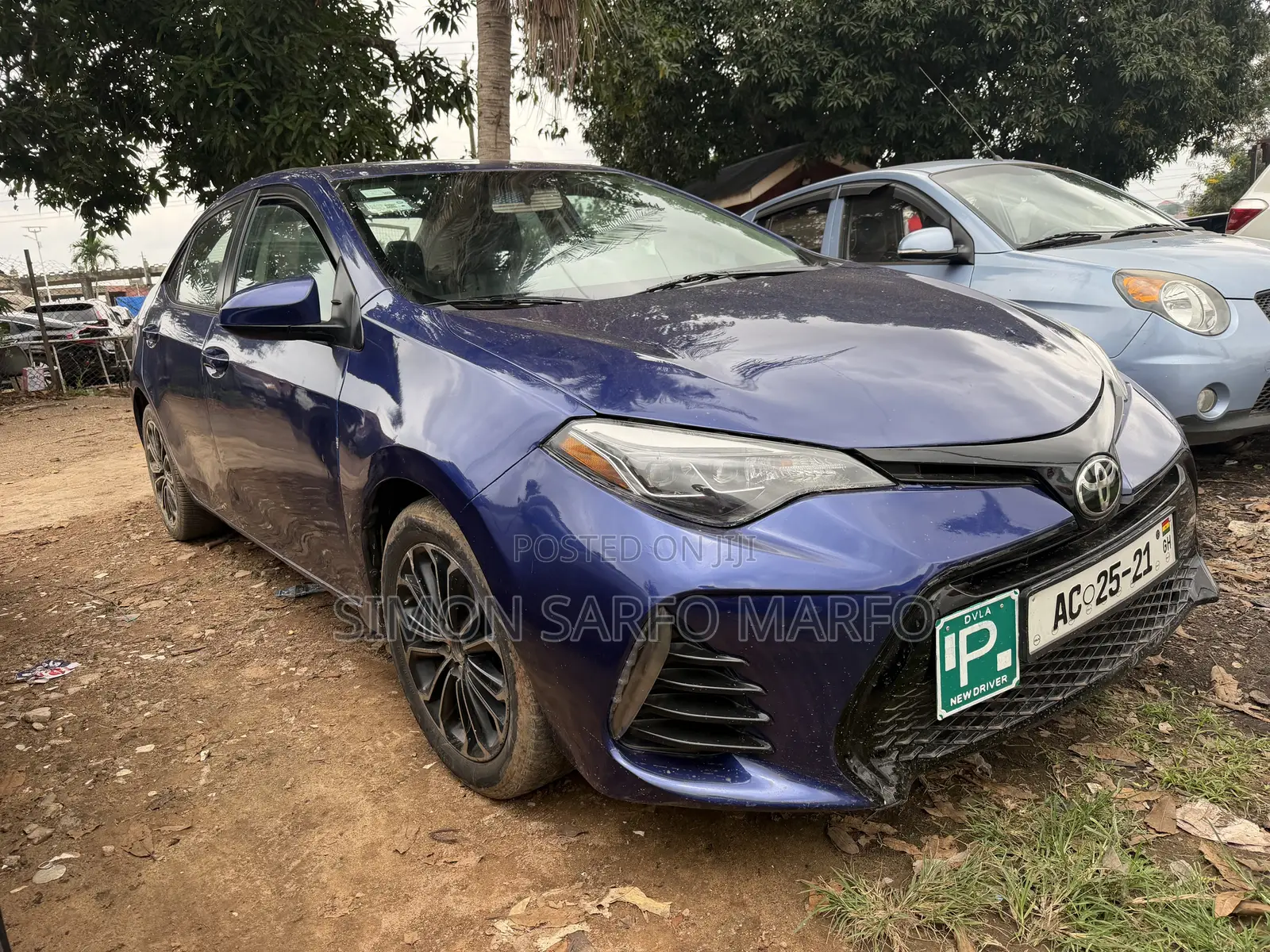 Toyota Corolla LE Plus 4dr Sedan (1.8L 4cyl CVT) 2016 Blue