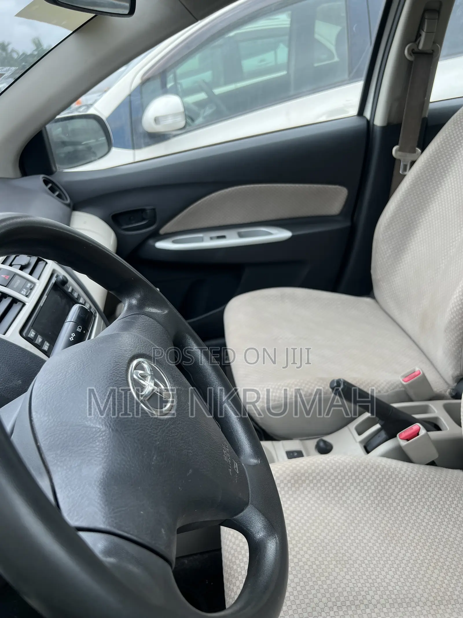Toyota Belta 2010 White