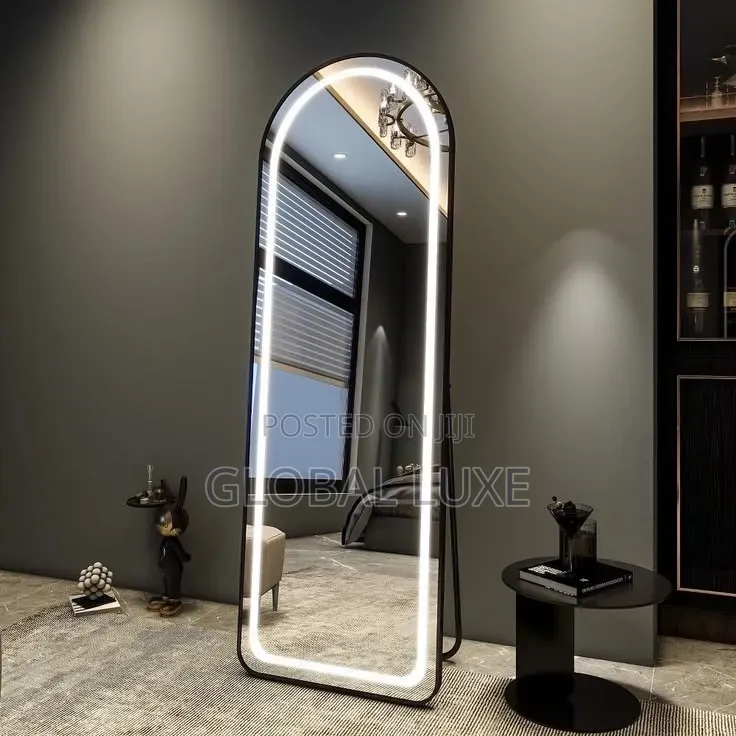 LED Light Mirror – Modern Illuminated Vanity Mirror