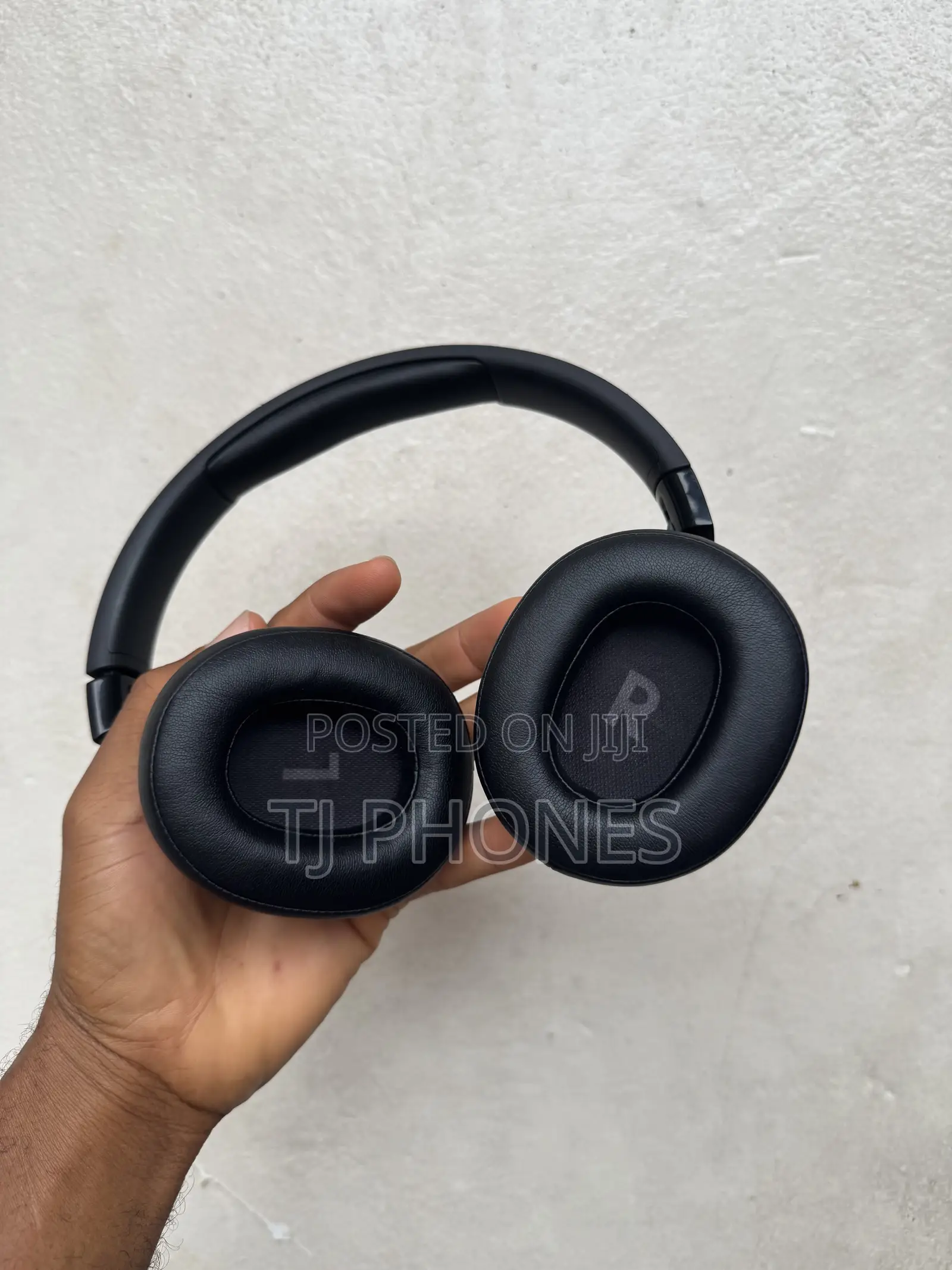 JBL Tune 760nc