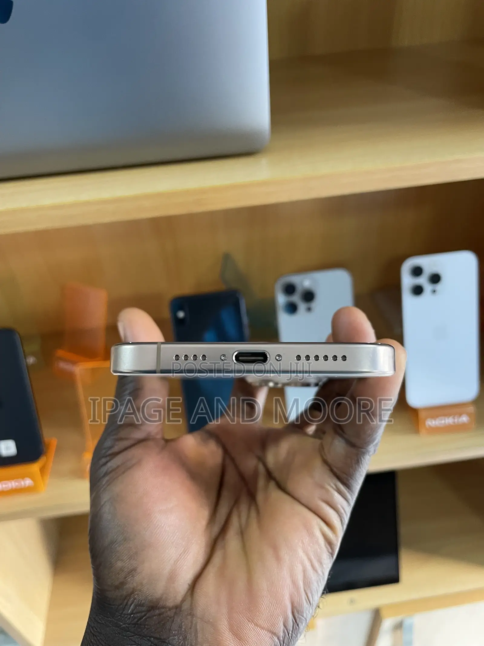 Apple iPhone 16 Pro 256 GB Rose Gold
