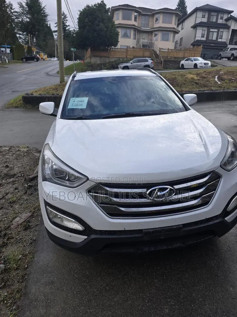 Hyundai Santa Fe 2016 White