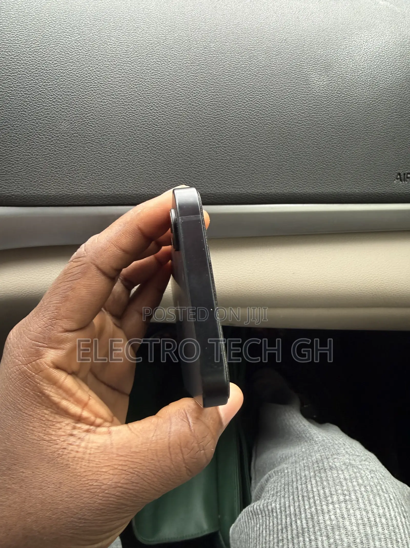 Apple iPhone 16e 128 GB Black