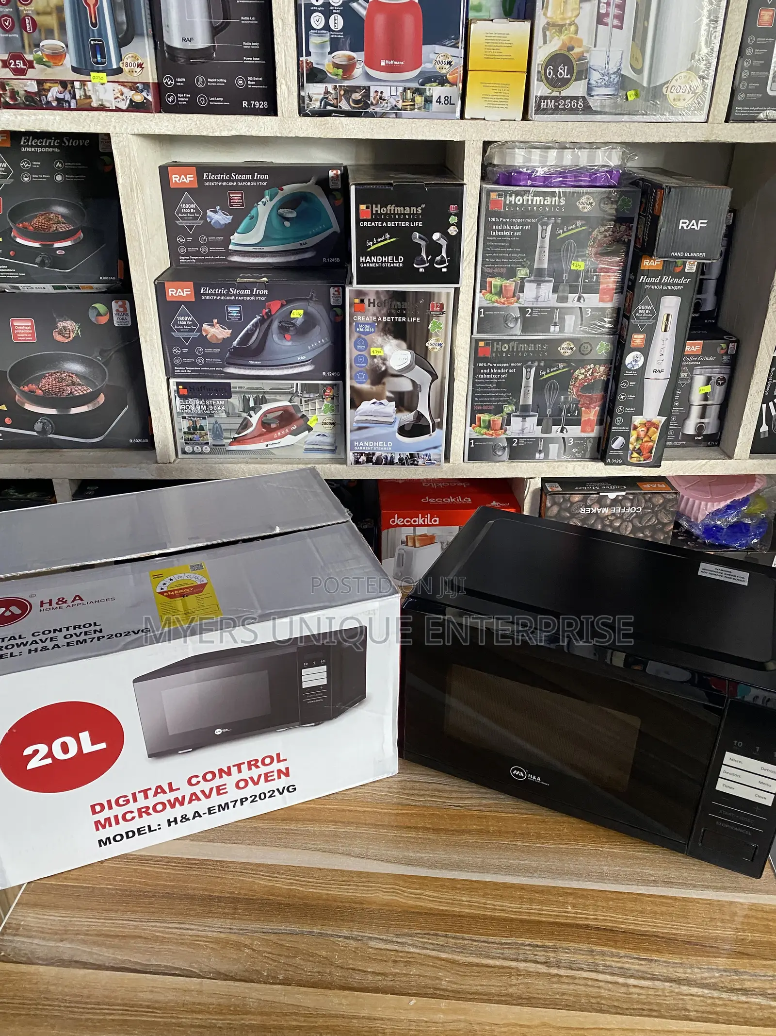 20L Black Digital Microwave for Home Office