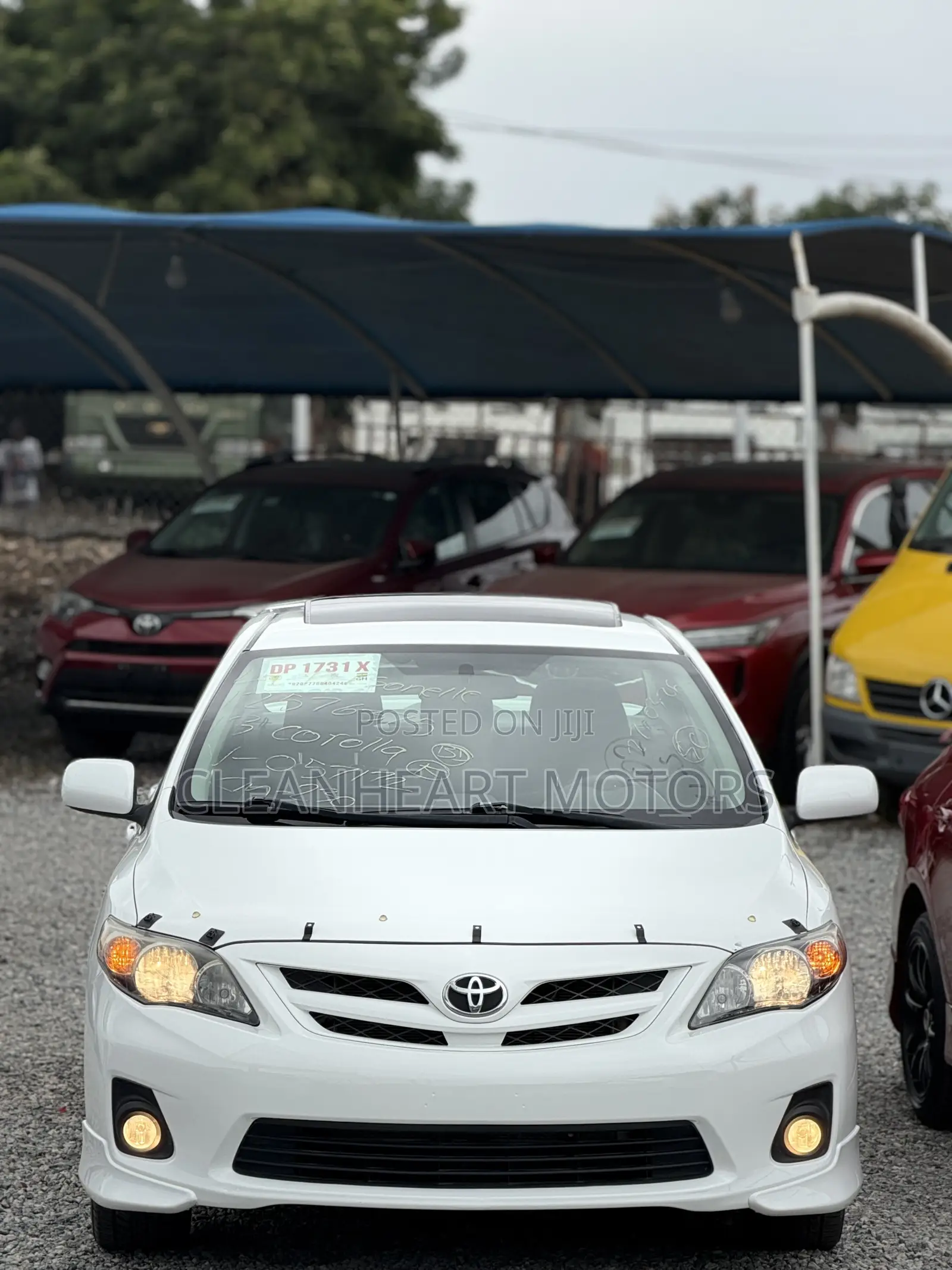 Toyota Corolla S 5-Speed 2013 White