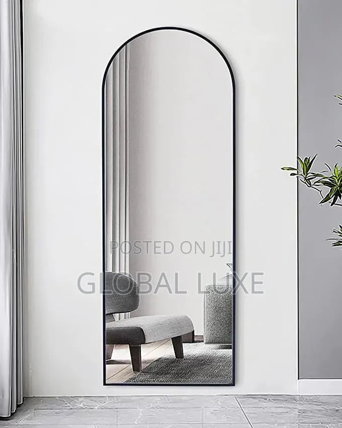Modern Decorative Wall Mirror – Stylish Home Mirror