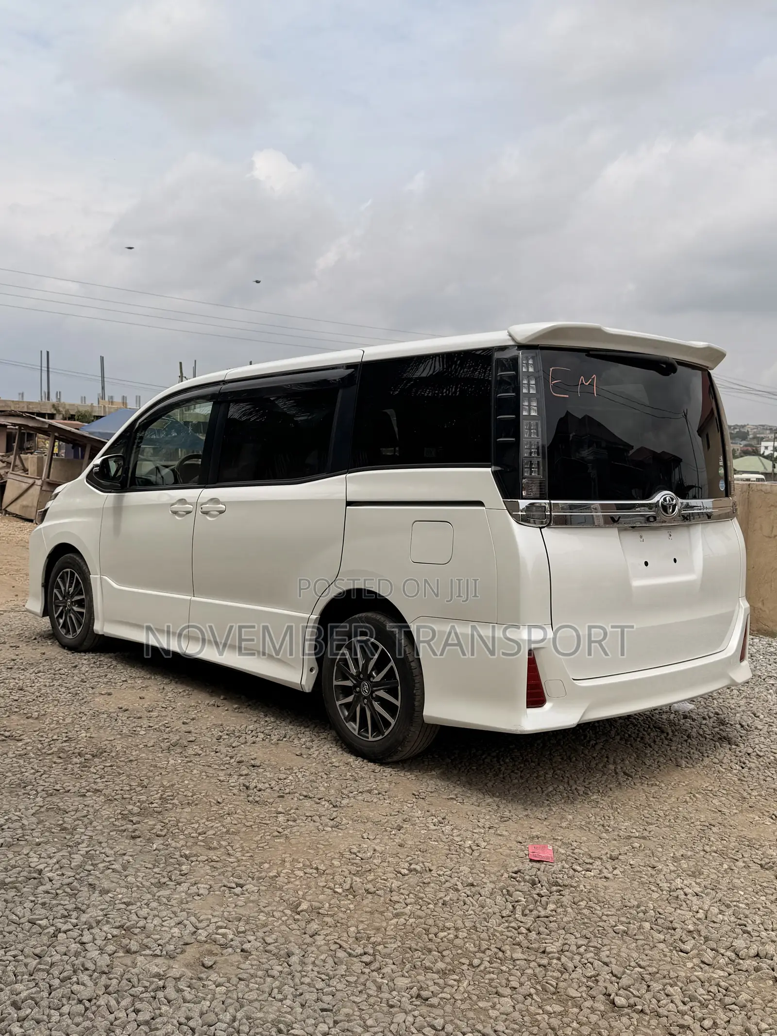 Toyota Voxy ZS Kirameki 2WD 8-Seater 2015 White