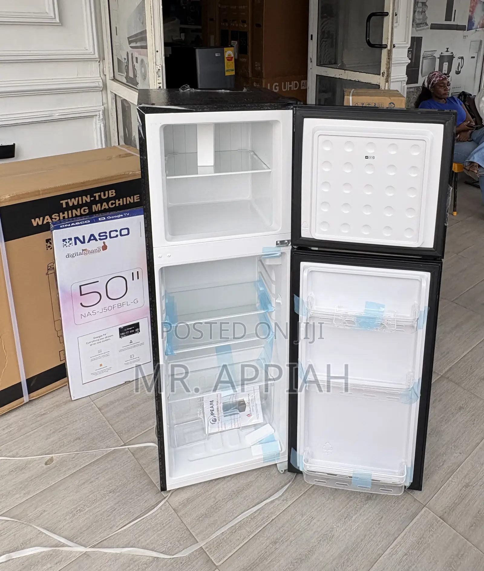 Get Nasco Top Mount Freezer Fridge(Pf 216tbg)Mirror,136L.