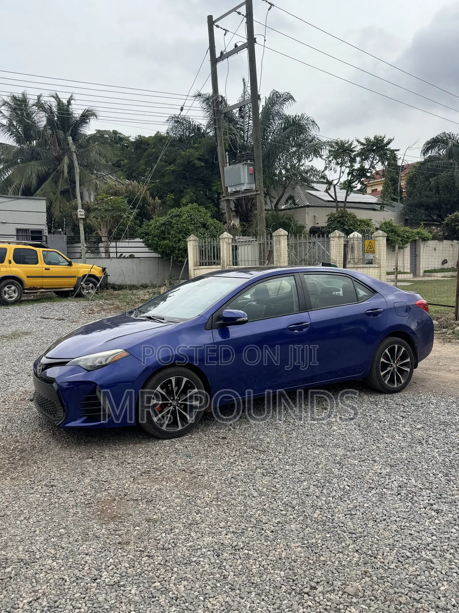 Toyota Corolla 2017 Blue