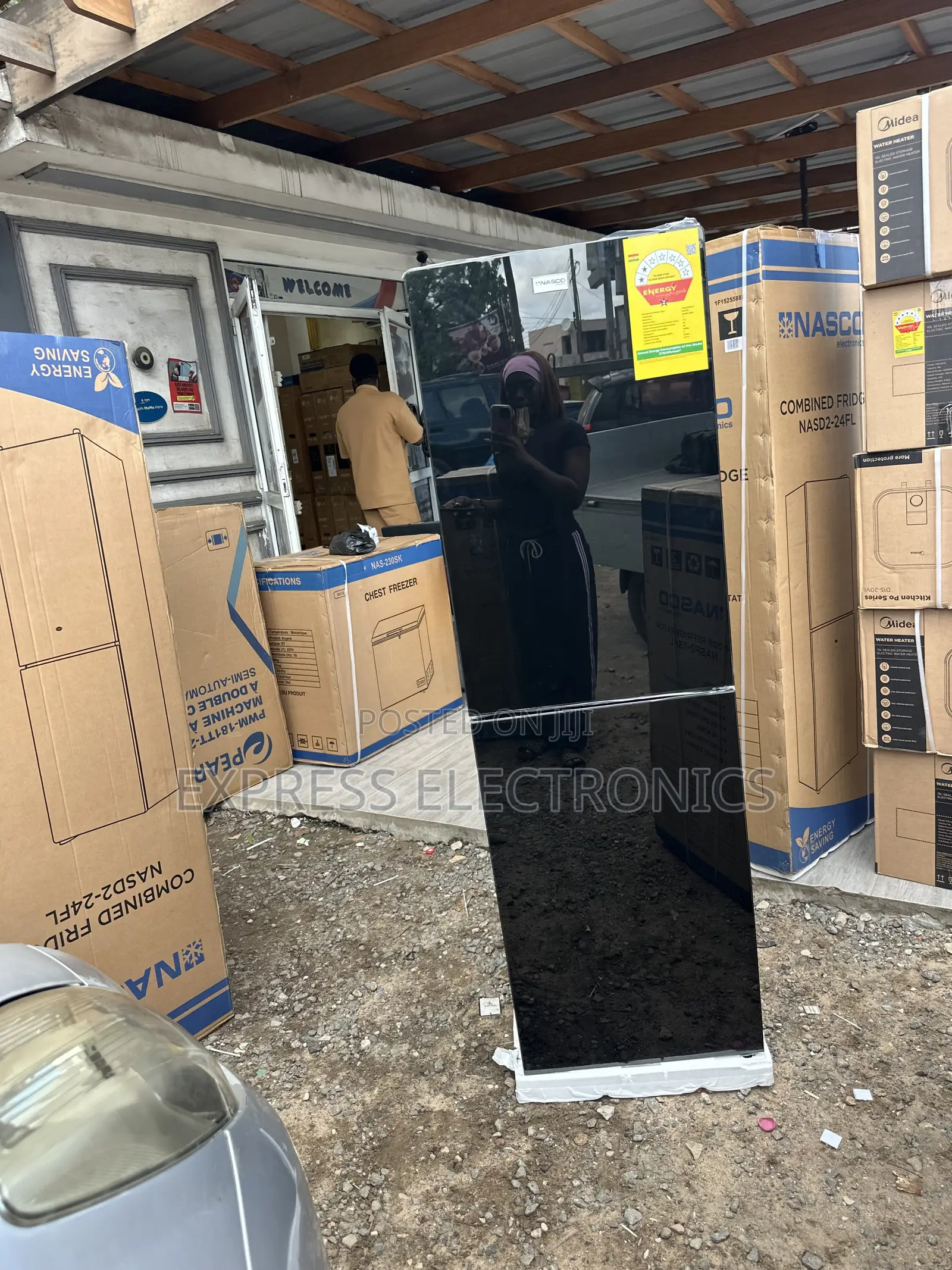 Zealous Nasco NASD2-24FL 196L Double Door Bottom Freezer Refrigerator