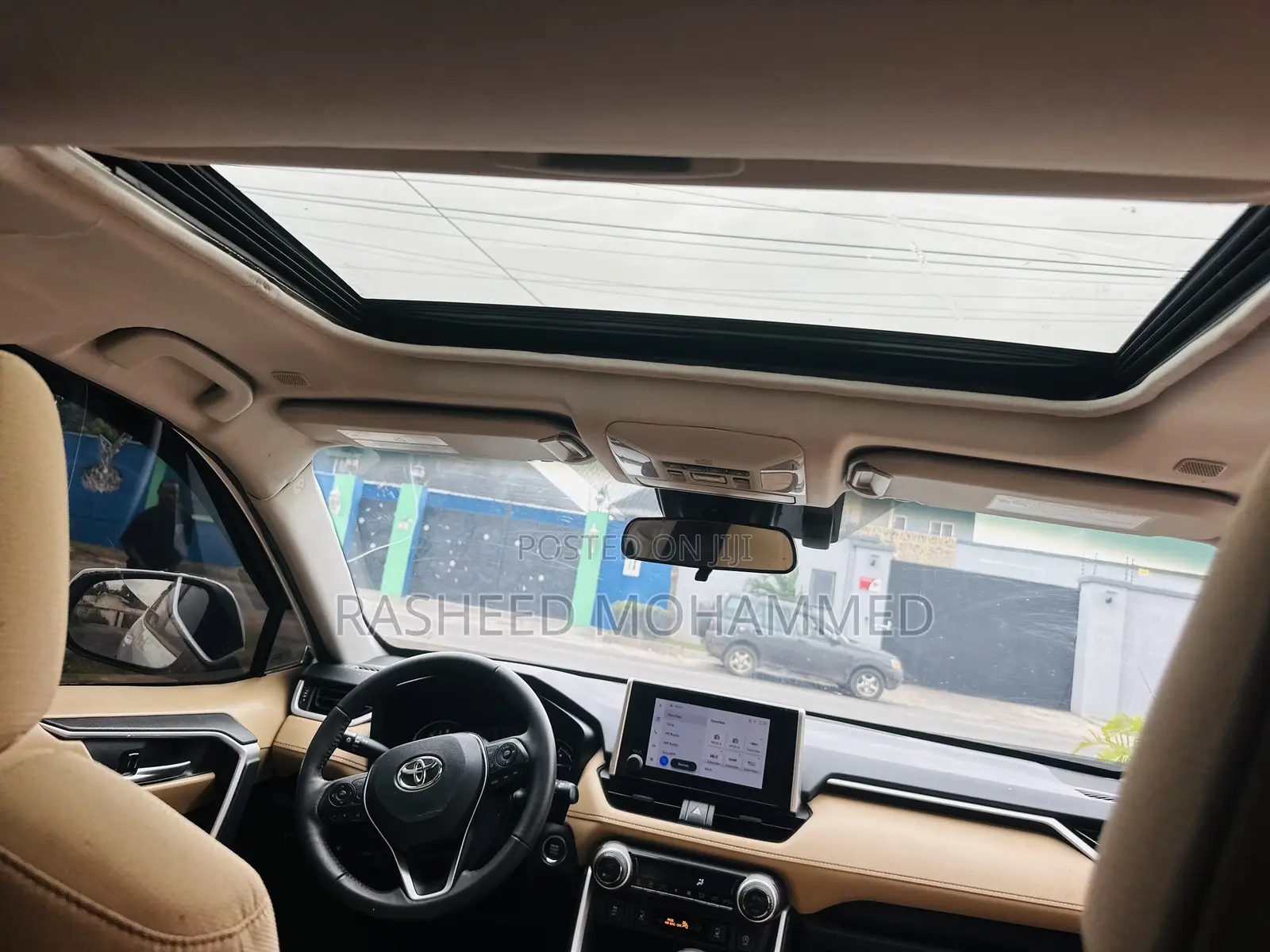 Toyota RAV4 XLE AWD 2024 White