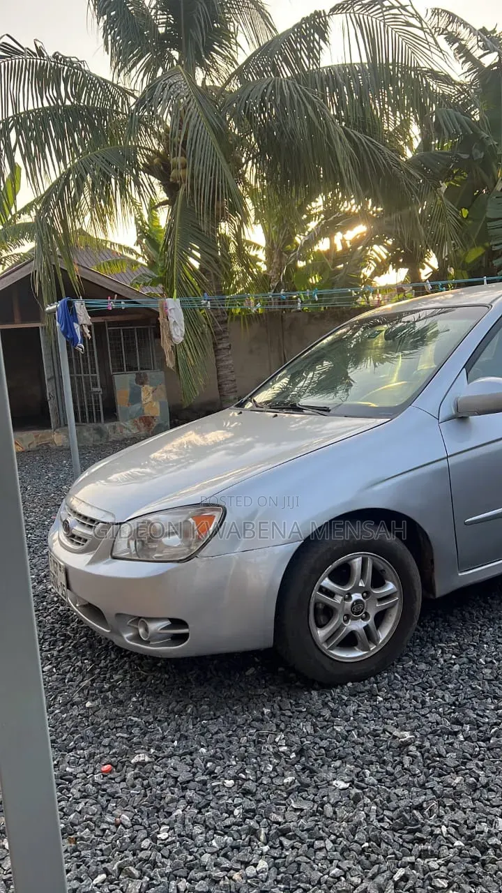 Kia Spectra 2005 Silver