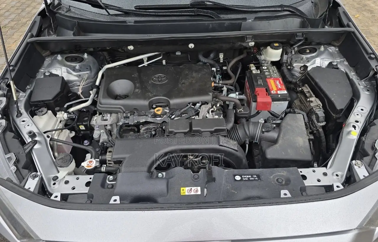 Toyota RAV4 LE 2021 Gray