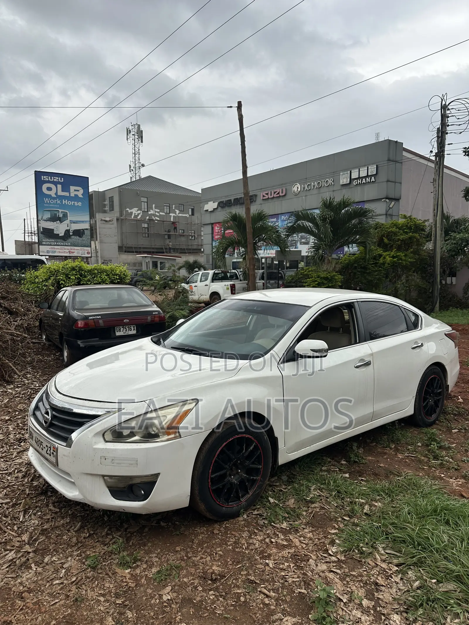 Nissan Altima 2015 White