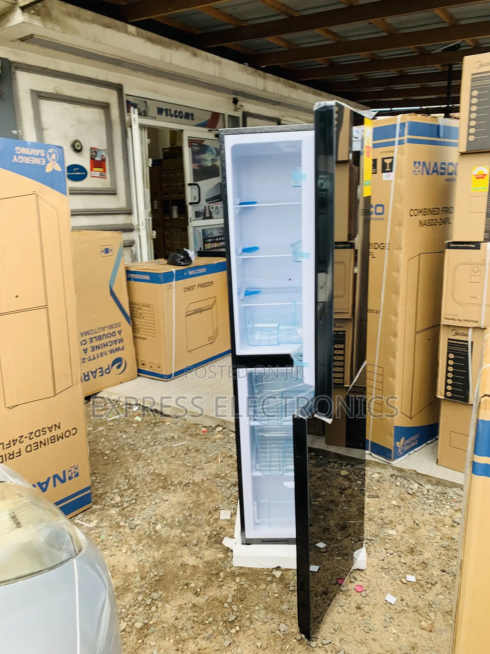 Lovely New Nasco NASD2-24FL 196Litre Double Door Bottom Freezer