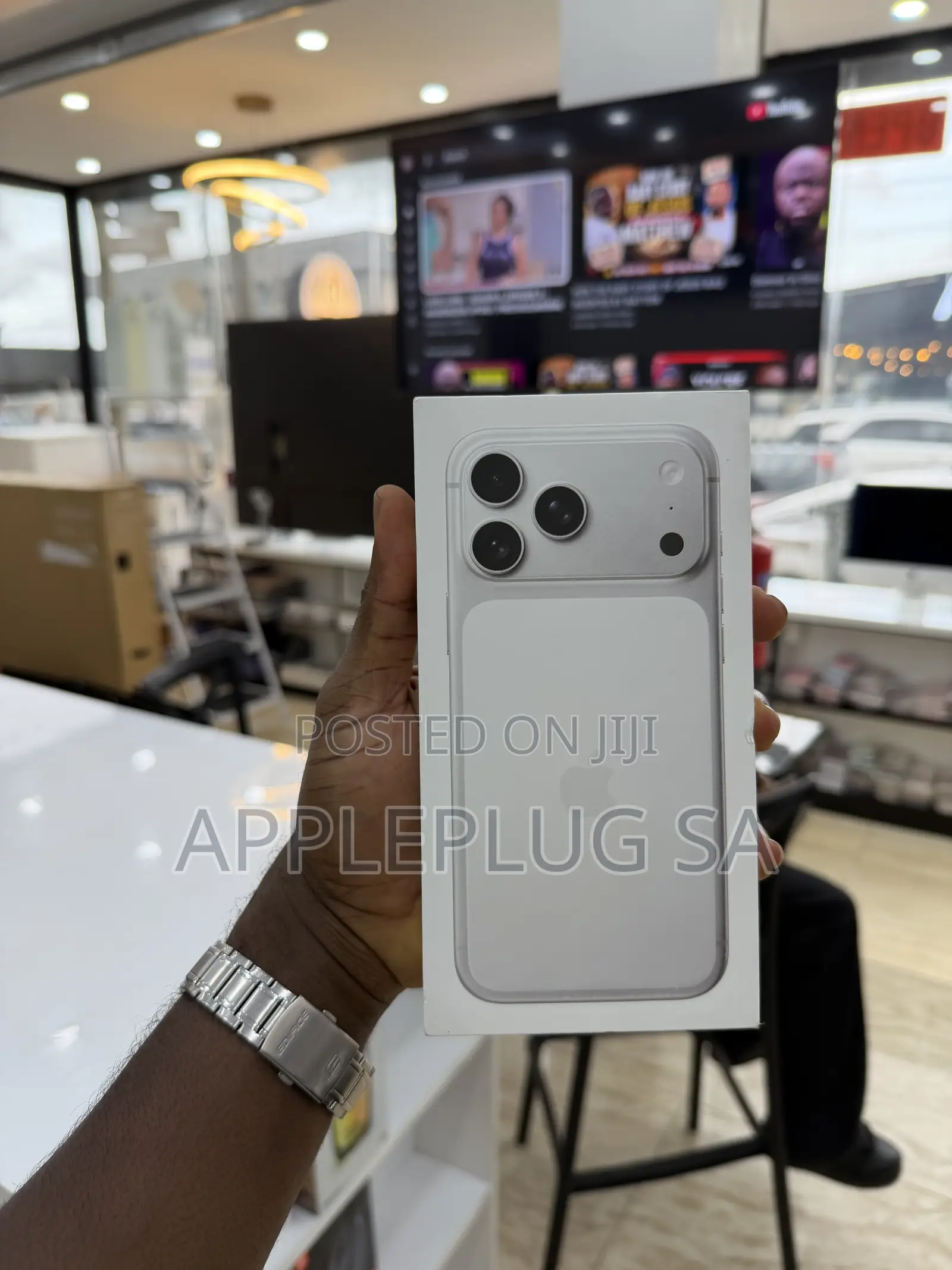 New Apple iPhone 17 Pro Max 256 GB Silver