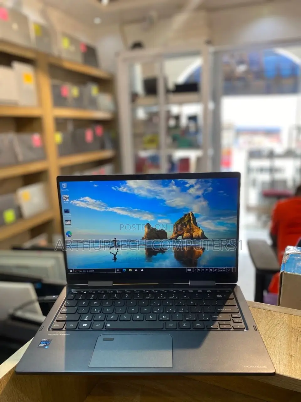 Laptop HP EliteBook 860 G9 16GB Intel Core i5 SSD 256GB