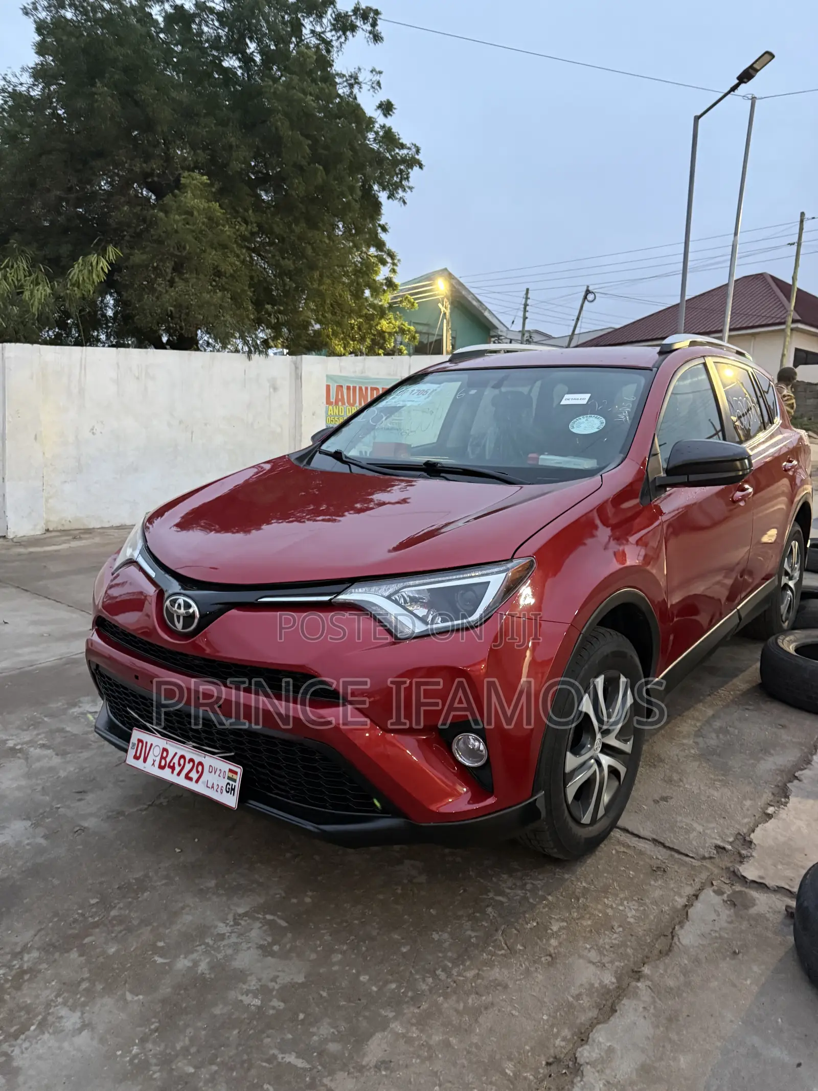 Toyota RAV4 LE AWD (2.5L 4cyl 6A) 2017 Red