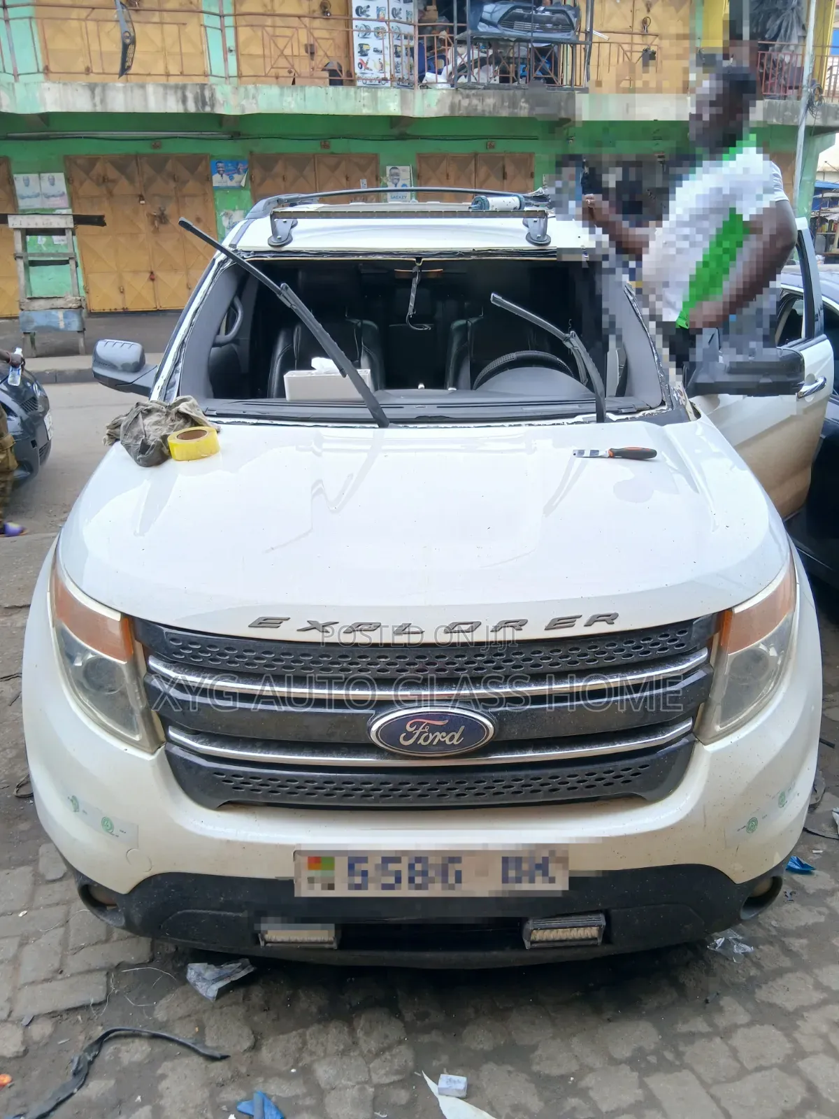 Ford Explorer 2011,2012,2014,2016,2019 Windscreen