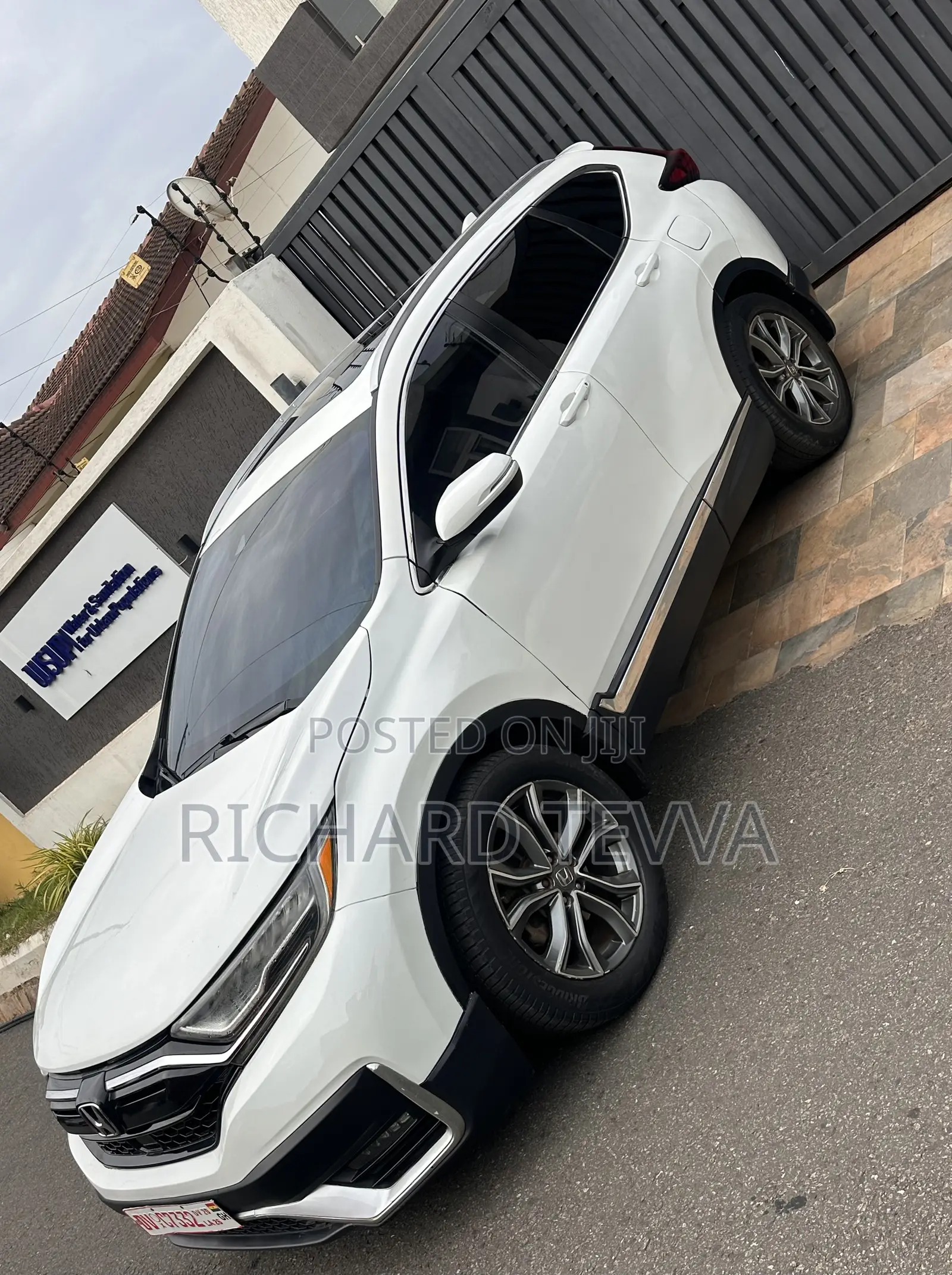 Honda CR-V Touring AWD 2020 White