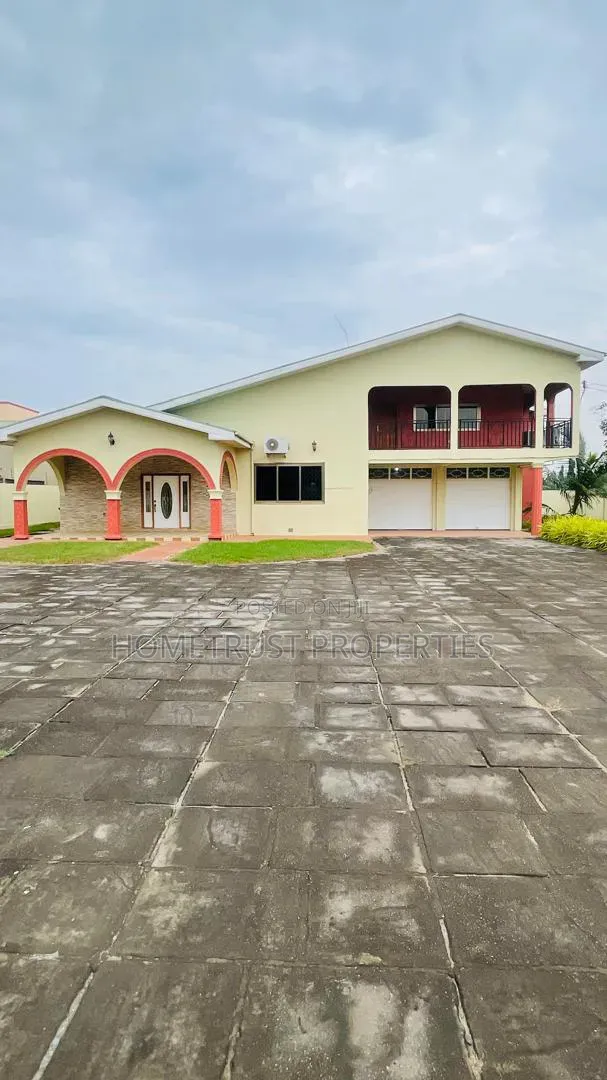6bdrm Duplex in Hastso Westland, Antis for rent