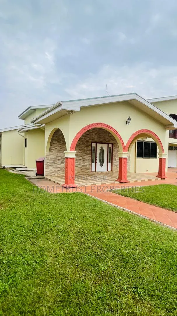 6bdrm Duplex in Hastso Westland, Antis for rent