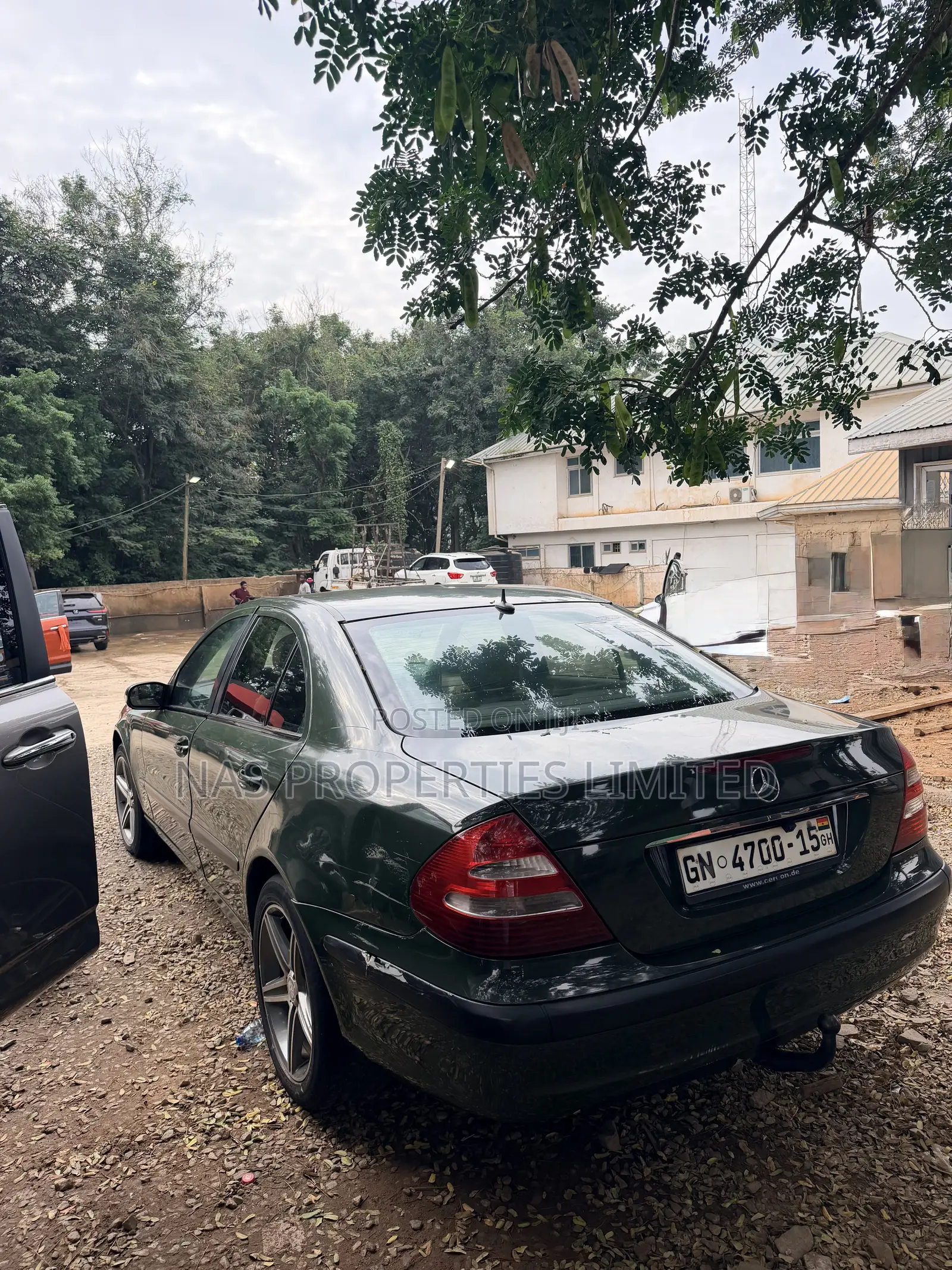 Mercedes-Benz E200 2007 Green