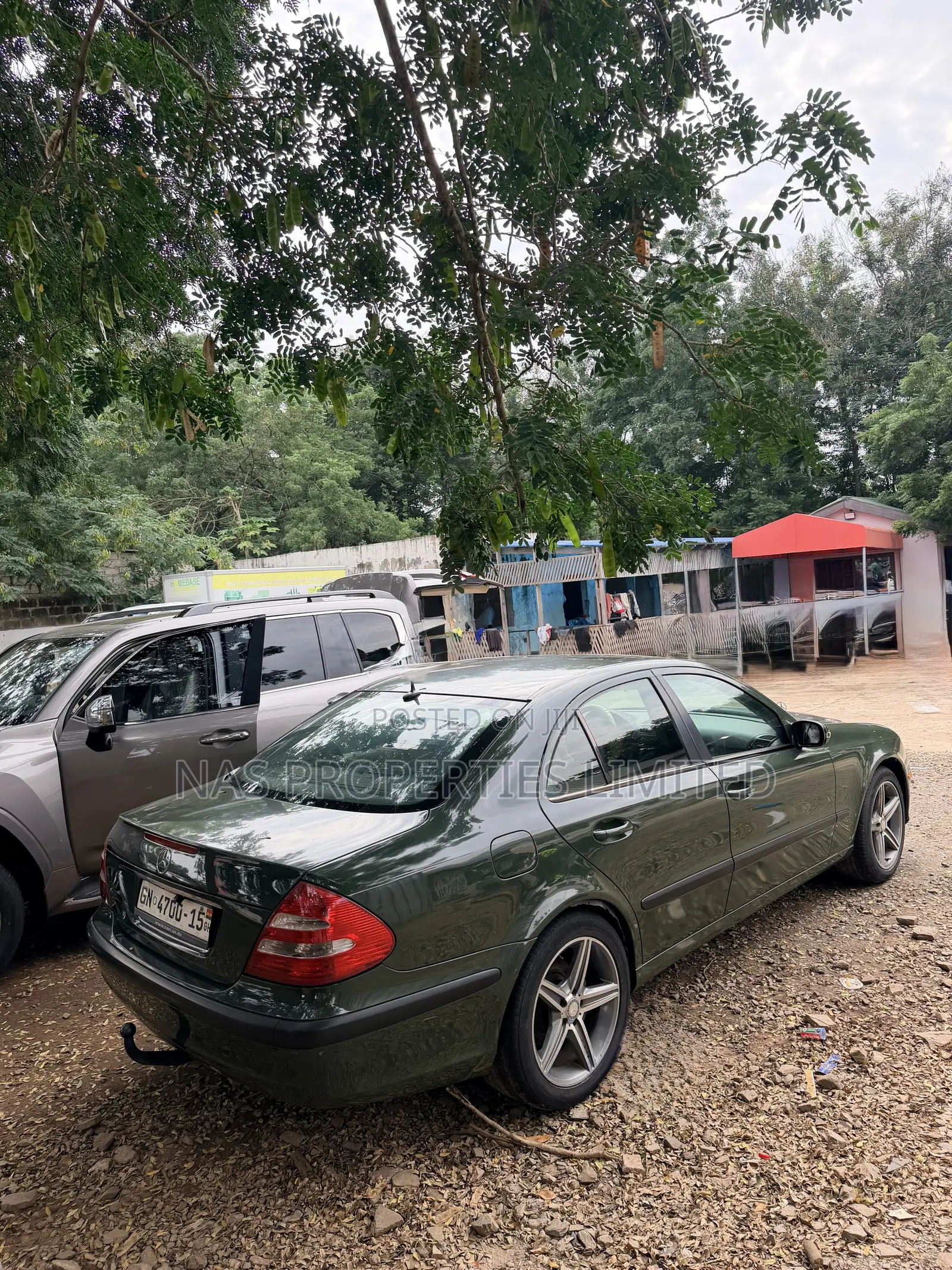 Mercedes-Benz E200 2007 Green