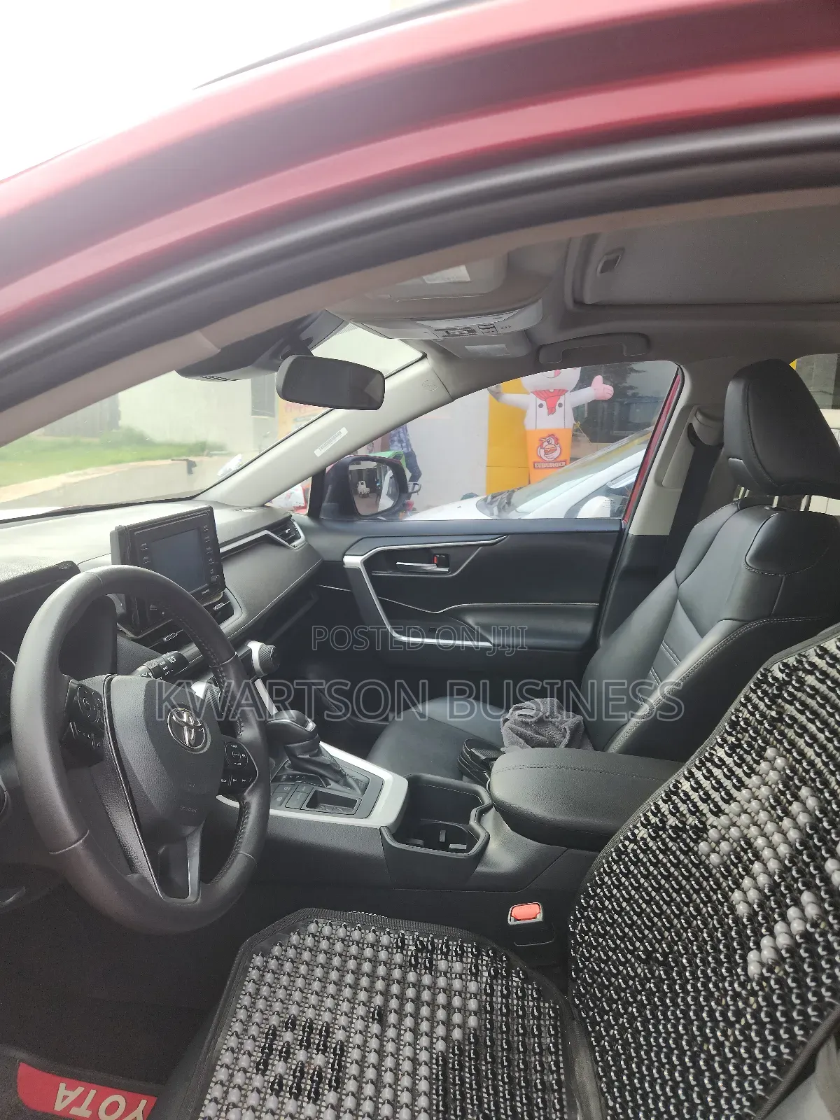 Toyota RAV4 2022 Red