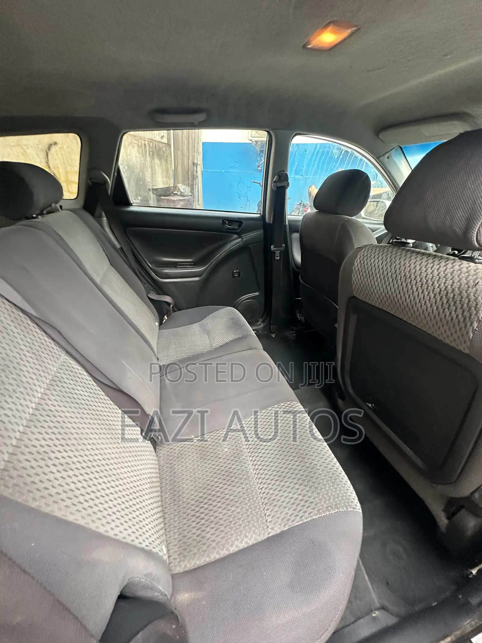 Toyota Matrix 2006 White