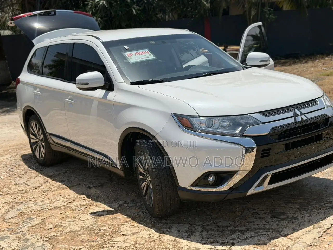 Mitsubishi Outlander 2020 White