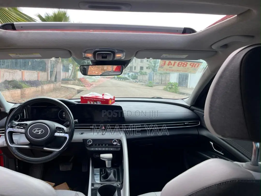 Hyundai Elantra Limited 2021 Red