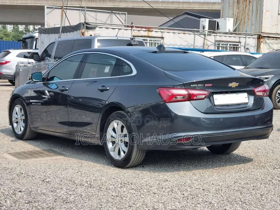 Chevrolet Malibu L 2019 Black