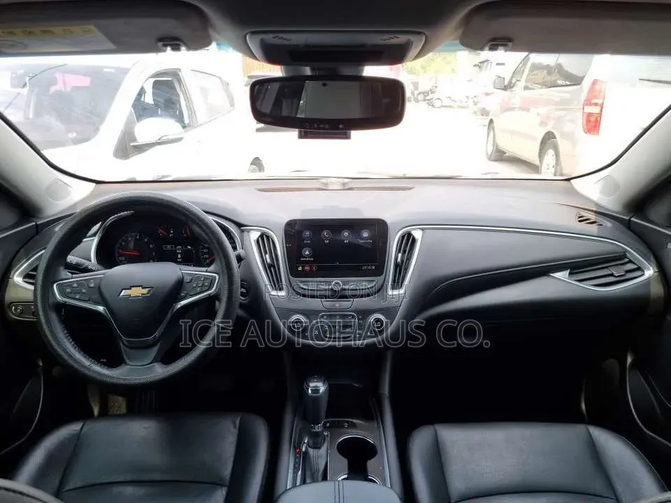 Chevrolet Malibu L 2019 Black