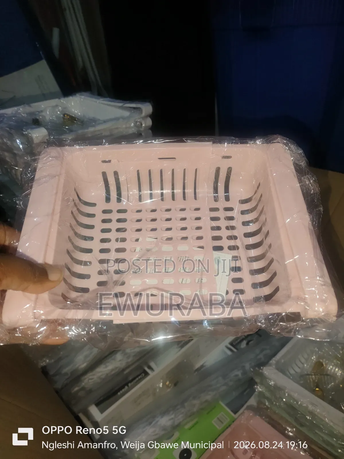 Expandable Fridge Storage Basket