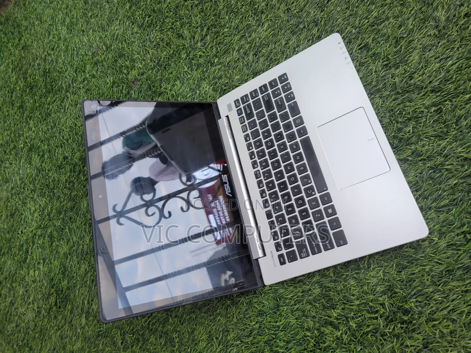 Laptop Asus VivoBook S400CA 8GB Intel Core i3 HDD 500GB