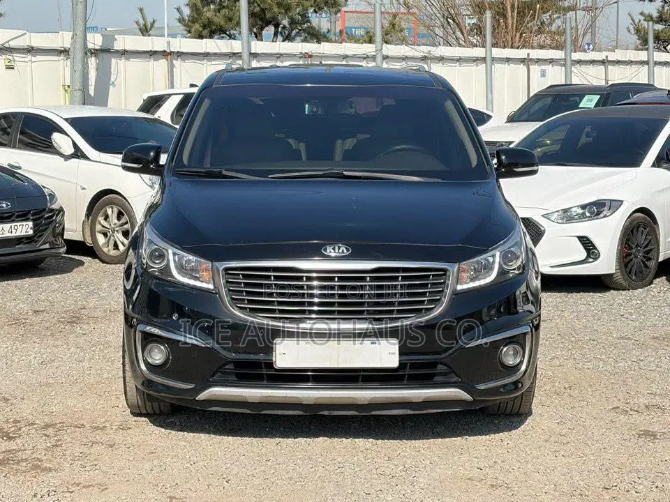 Kia Carnival 2017 Black