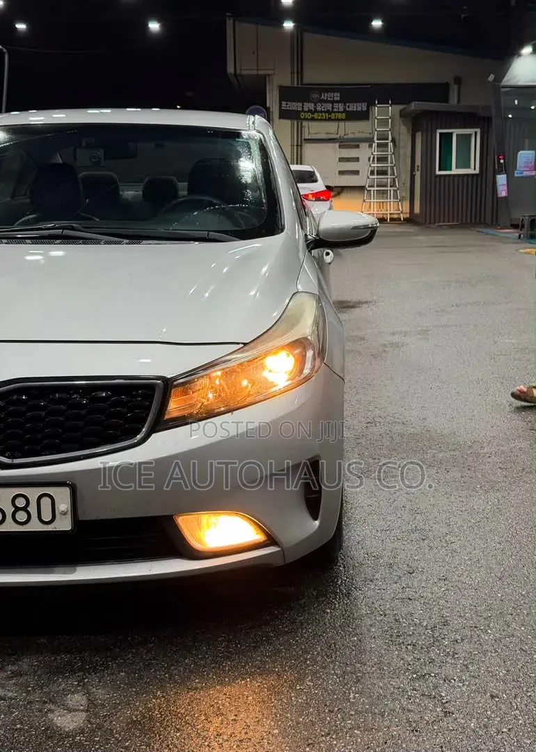 Kia Cerato 2016 Silver