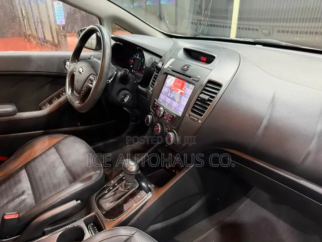 Kia Cerato 2016 Silver