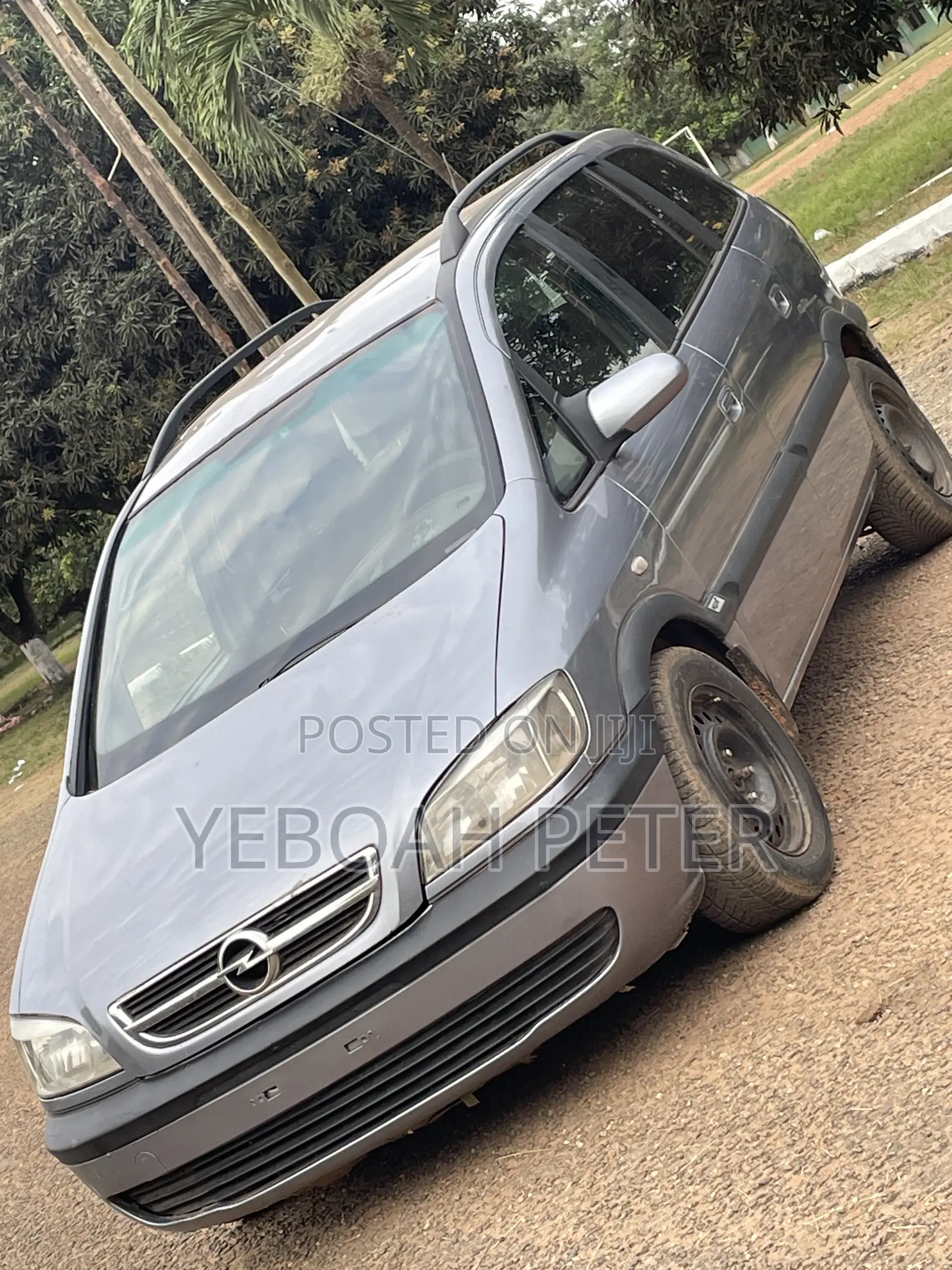 Opel Zafira 1998 Gray